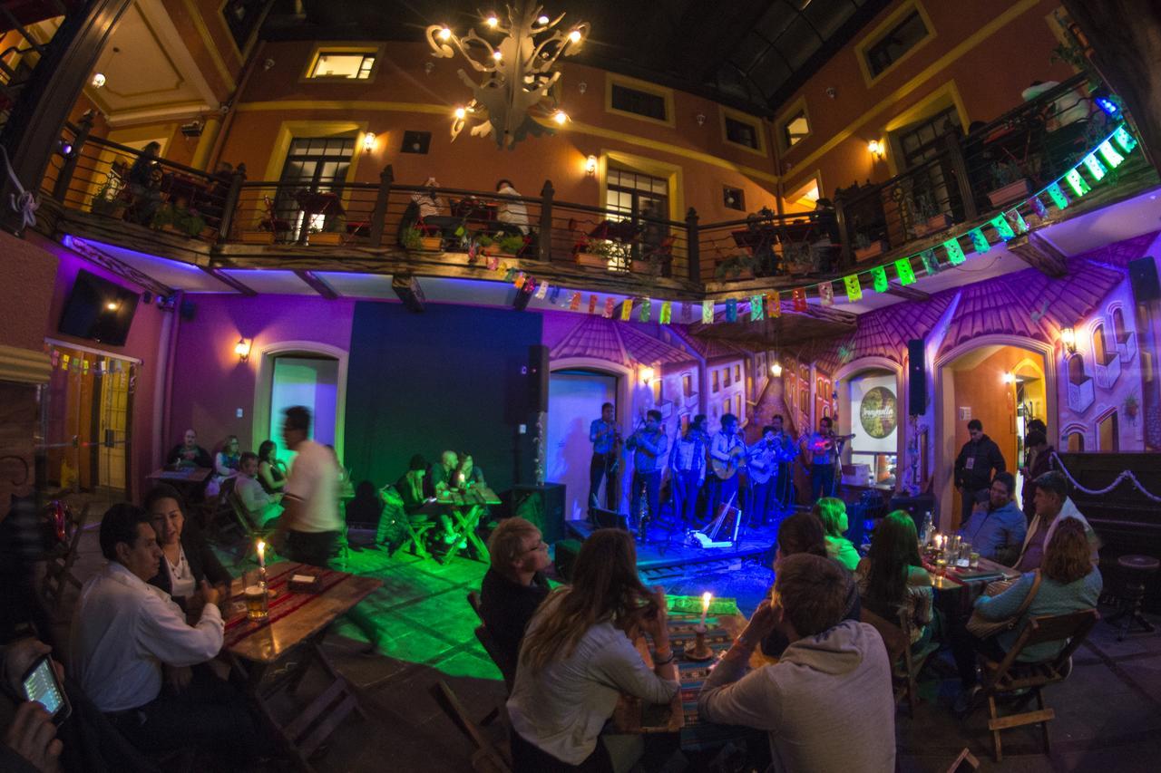 Imaynalla Hostel Сукре Екстериор снимка